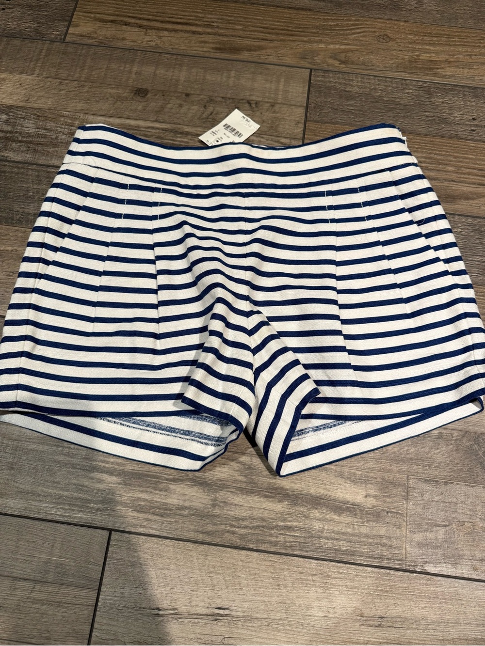 J Crew Factory Shorts Size 2 NWT